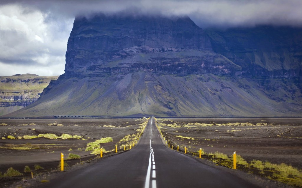 8873650-road-canyon-landscape